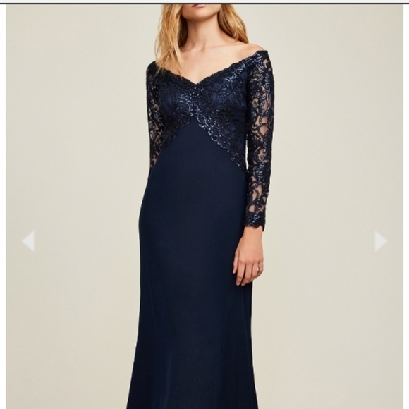 Tadashi Shoji  "Allyson" Navy  Embroidery Bodice Evening Gown 14 New With Tags - Picture 1 of 13